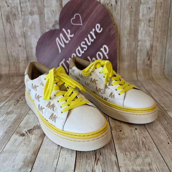 Michael Kors Poppy Lace Up Sneakers Women's 7.5 - Picture 1 of 7
